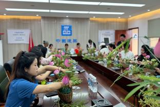 替补建功！马杜埃凯本场数据：1次造点+点射命中，8次对抗4次成功